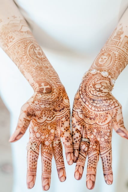 Kat Front Henna Stain